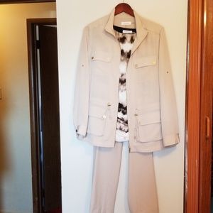 Calvin Klein pantsuit (size L)